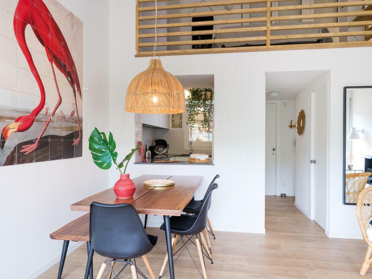 La Vie En Rouge Sa Riera Duplex, Private Parking