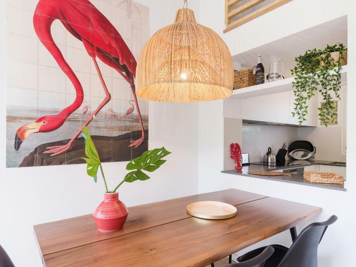 La Vie En Rouge Sa Riera Duplex, Private Parking Begur