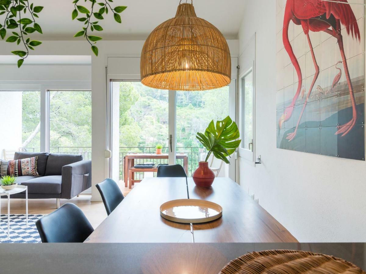La Vie En Rouge Sa Riera Duplex, Private Parking *