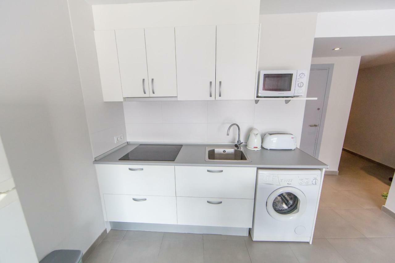Apartamento Palmeras 2.2/2.5 Rosas