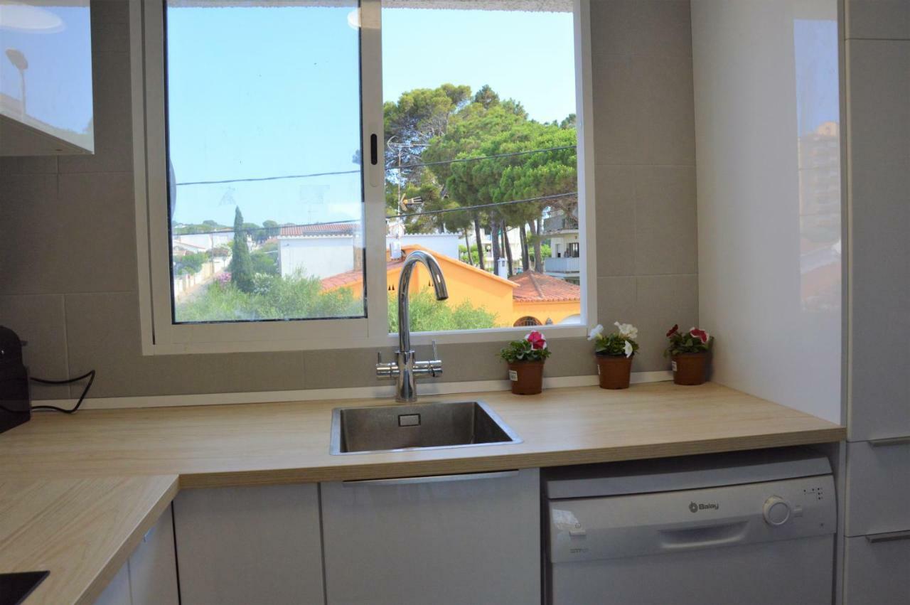 Coco Renovated And With Seaview