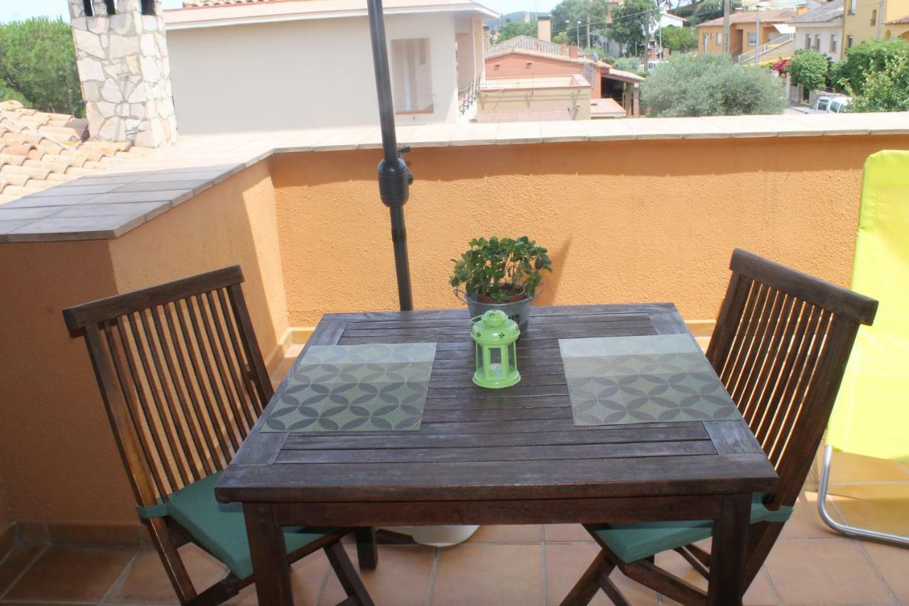Estudio Con Terraza Y Piscina En La Costa Brava Apartamento