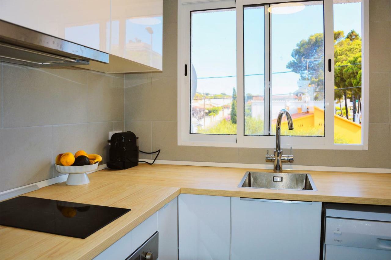 Coco Renovated And With Seaview Apartment *