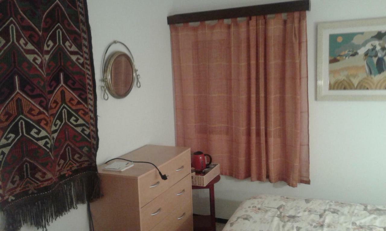 Doble En Casa Particular Homestay Cadaques