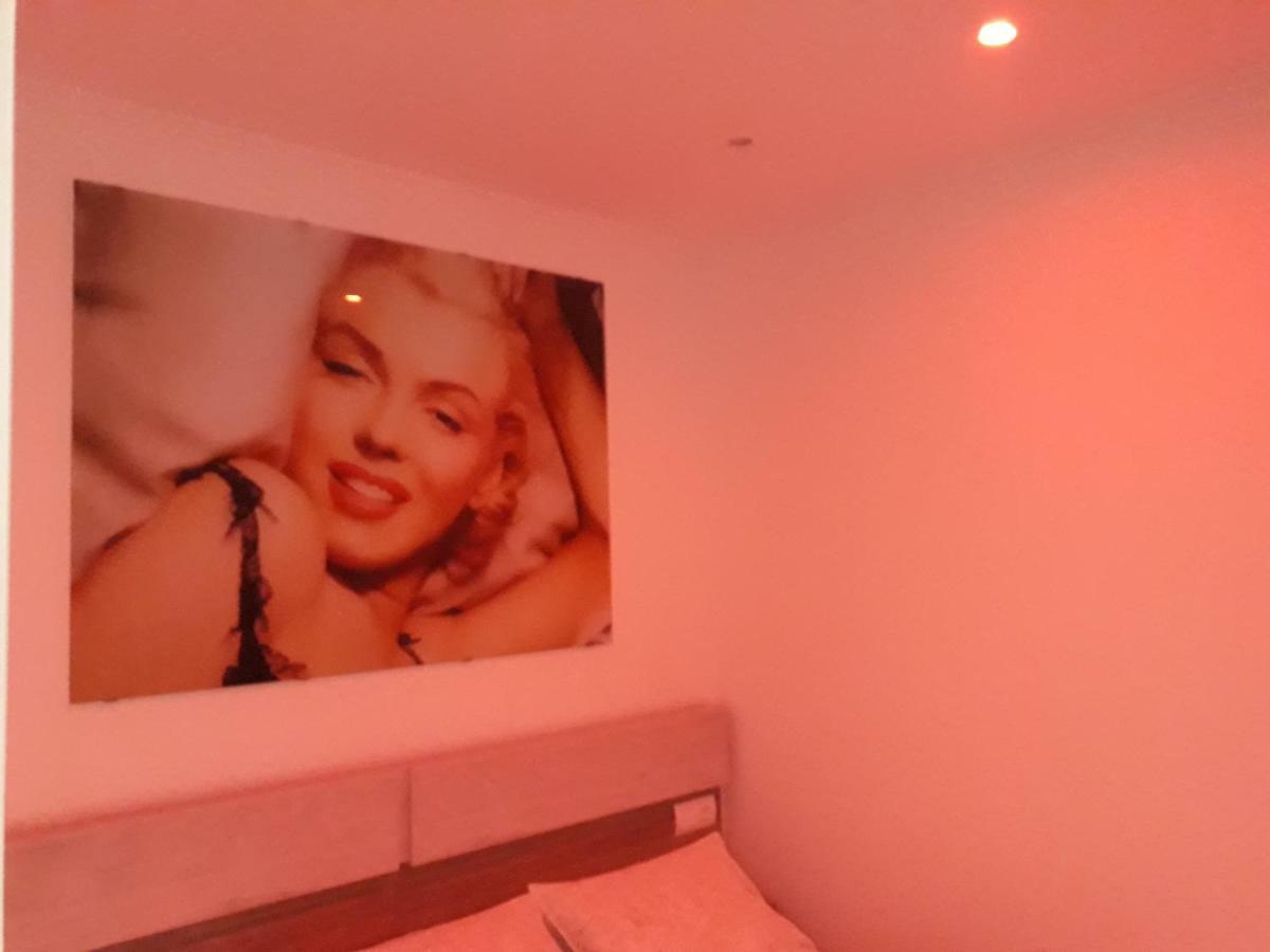 Marilyn