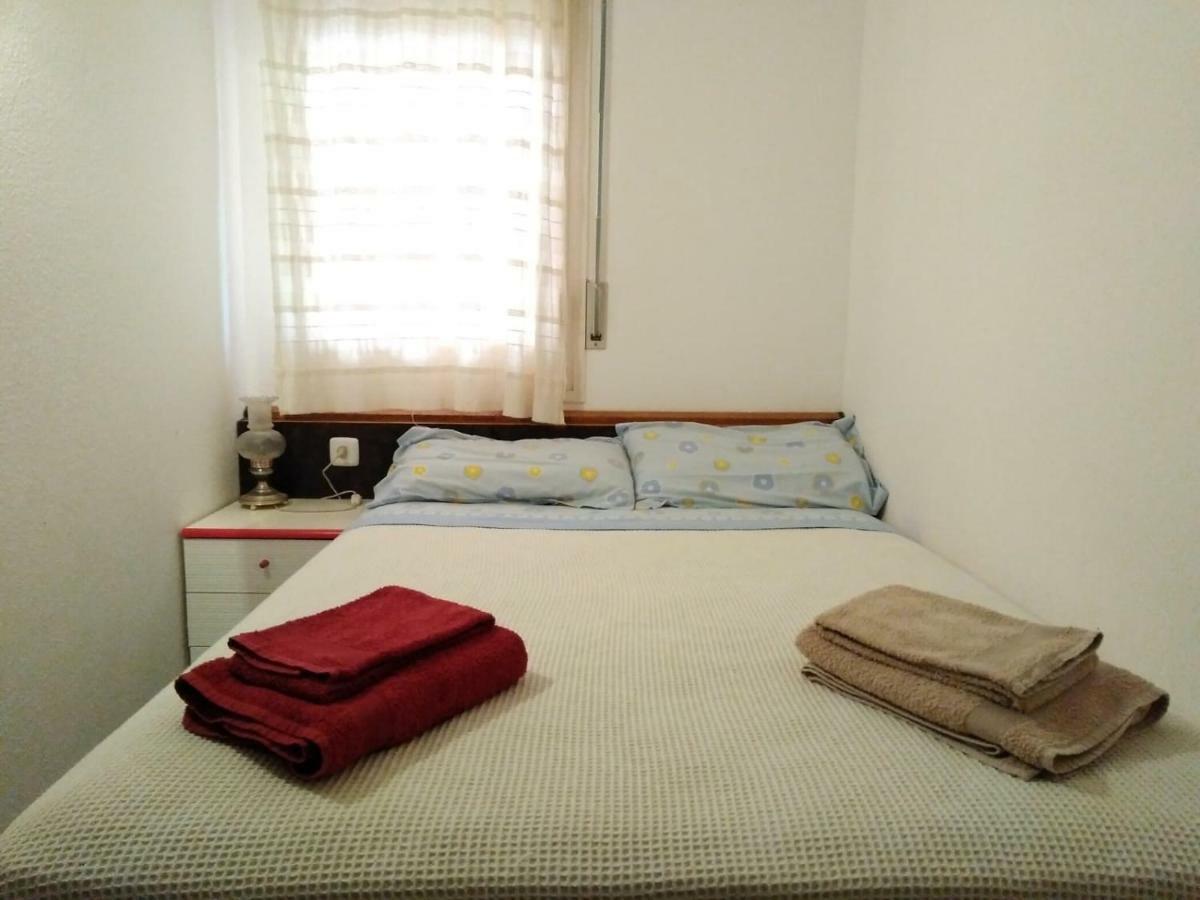 Bonito Apartamento, Con Piscina, Excelente Wifi Y Aire Acondicionado *