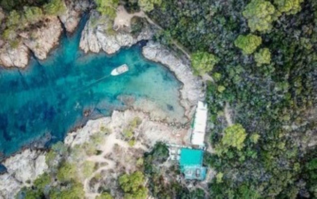 Apartamento Cala Salions
