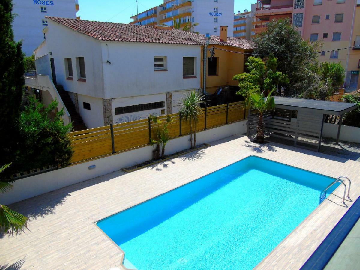 Proche Avec Piscine Apartment Roses