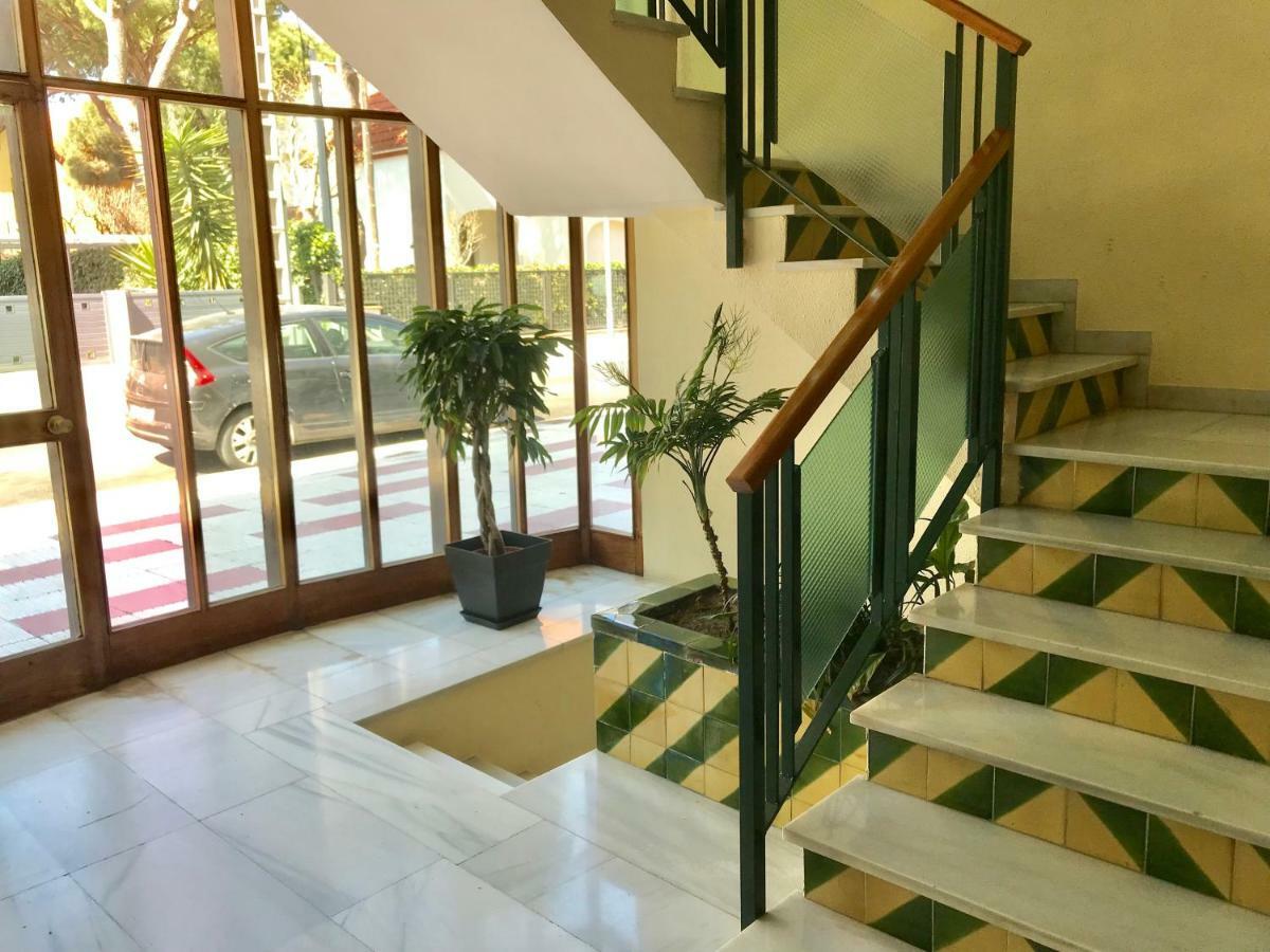 Super Beach First Floor *