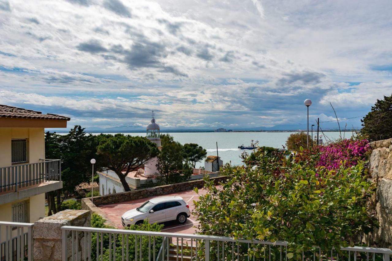 Apartment Rocamar 26 *