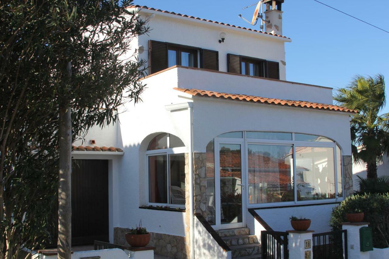 Valerie Bio & Zen L'Escala
