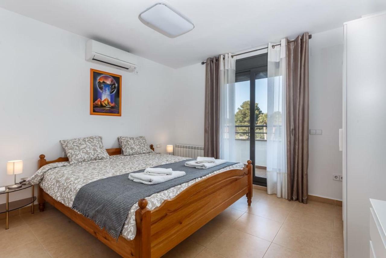 Villa Luxury Near The Sea