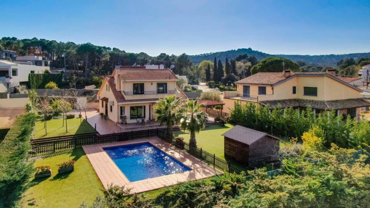Villa Luxury Near The Sea