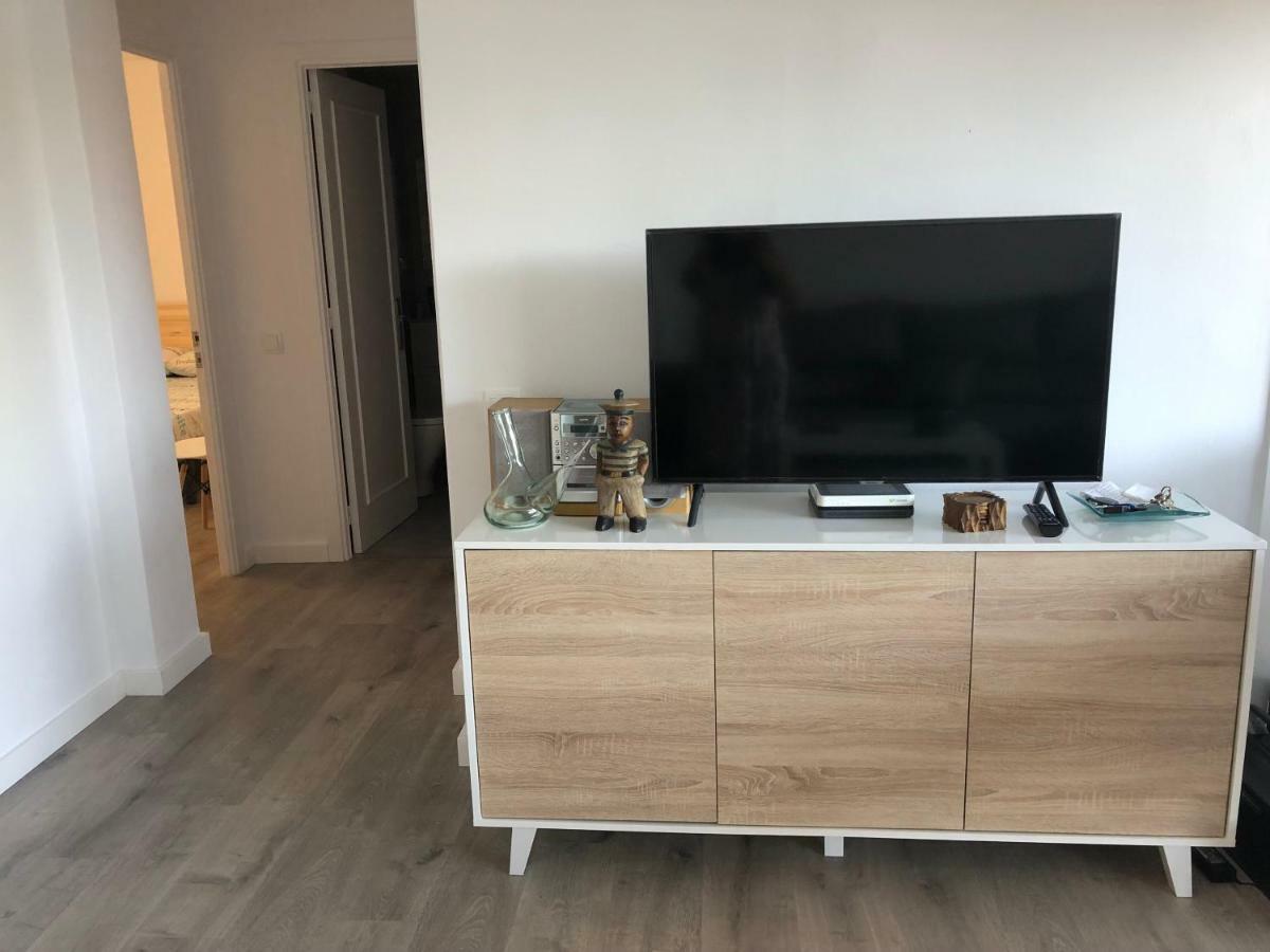 Apartamento Con Terraza En Centro A 300m Playa 6pax - Wi-fi Y Aacc *