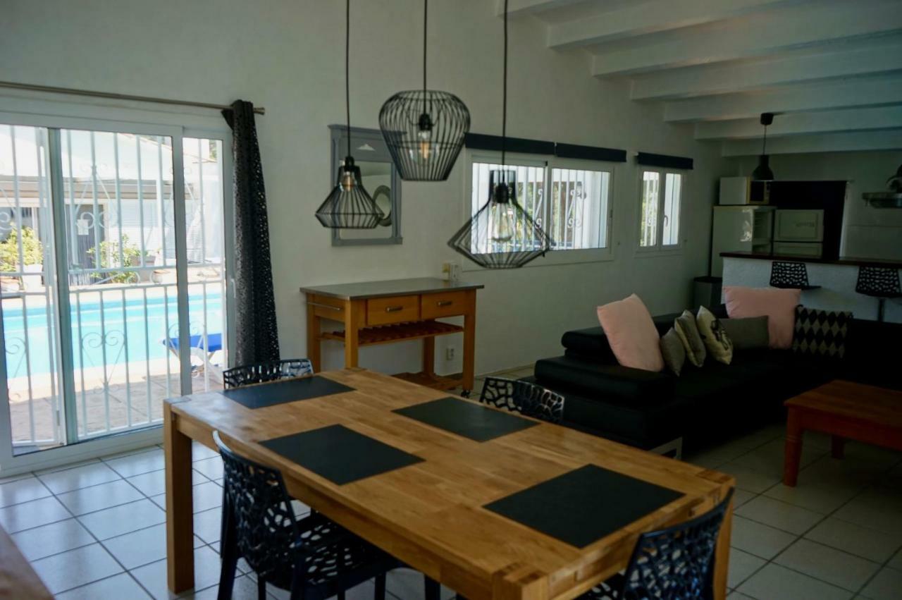 Sea Pres Des Golfs Villa