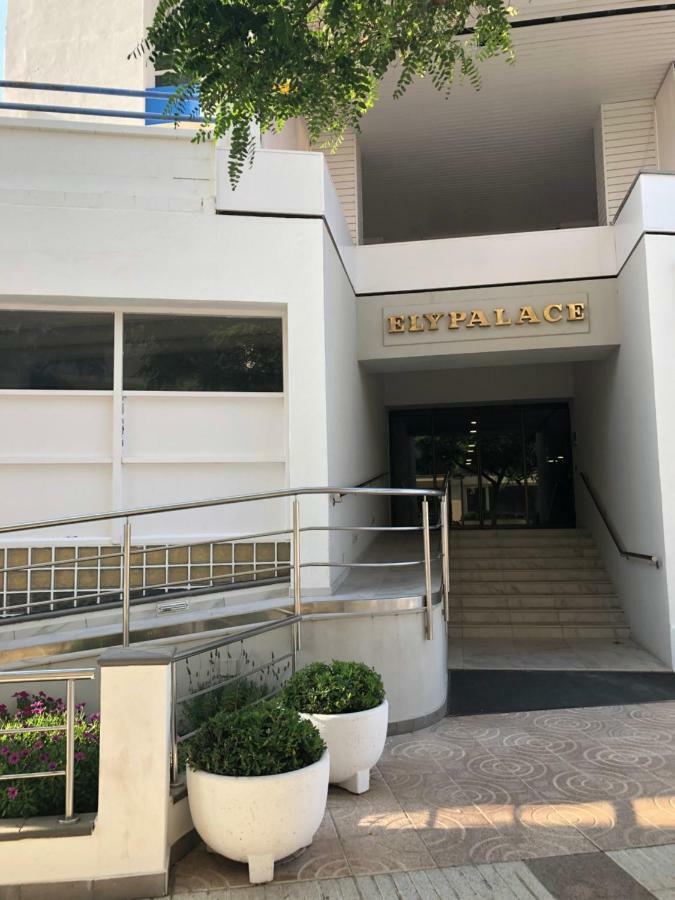 Excepcional 1ª Línea De Mar Elypalace 10-2 Apartamento