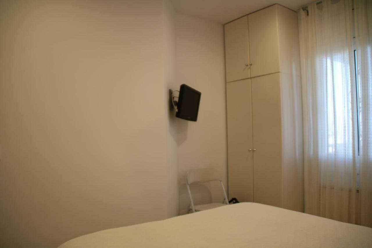 Apartment Centre