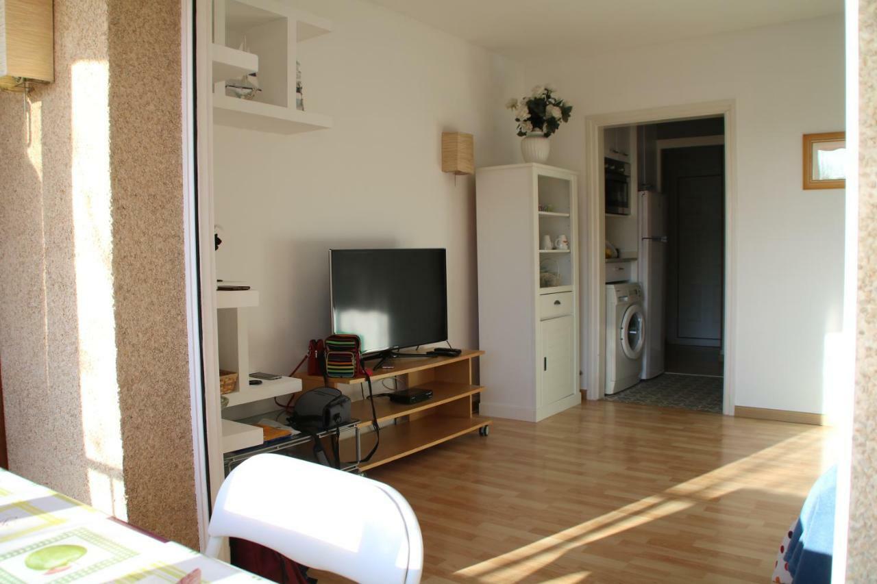 Apartment Centre *