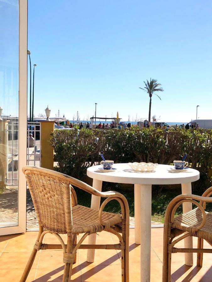 Amb Jardi A La Platja D'empuriabrava *