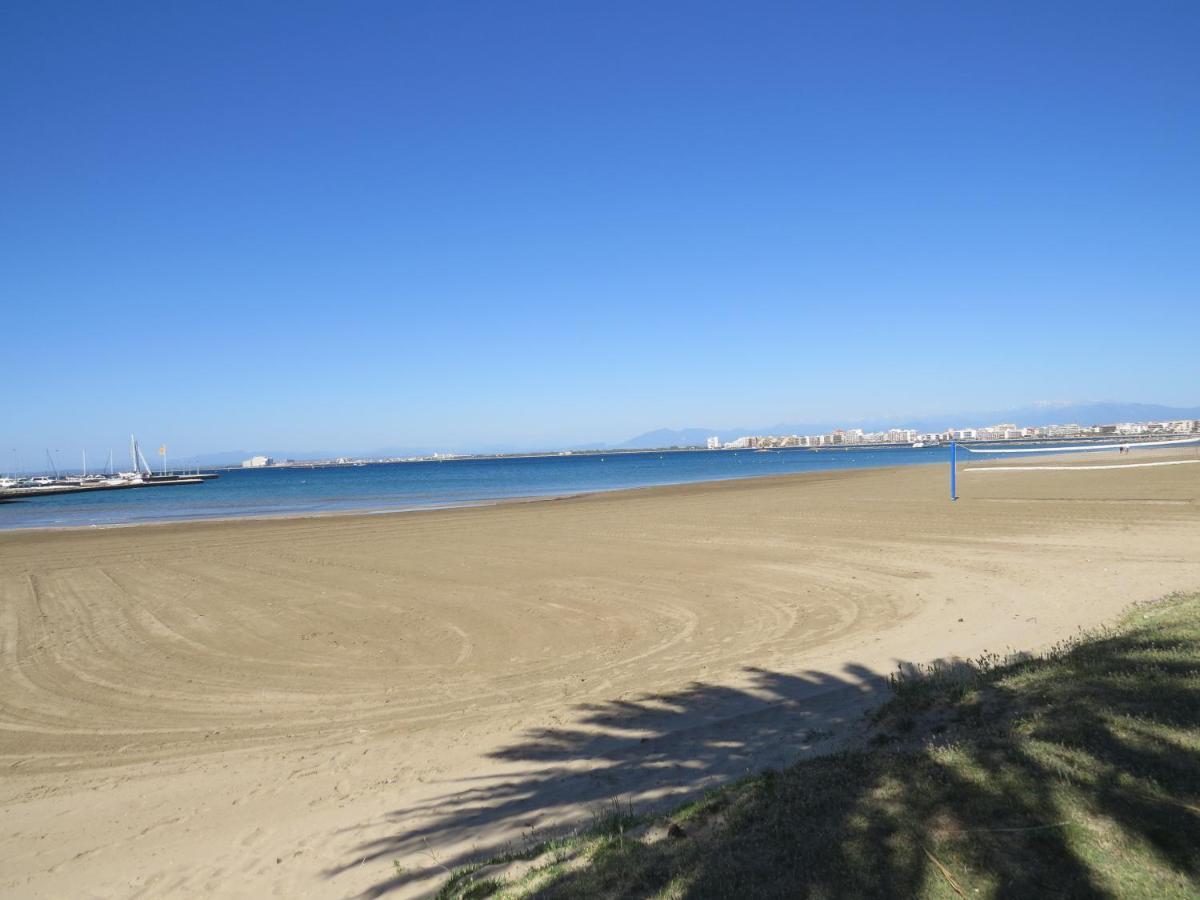 Apartamento Puig Rom 106 *