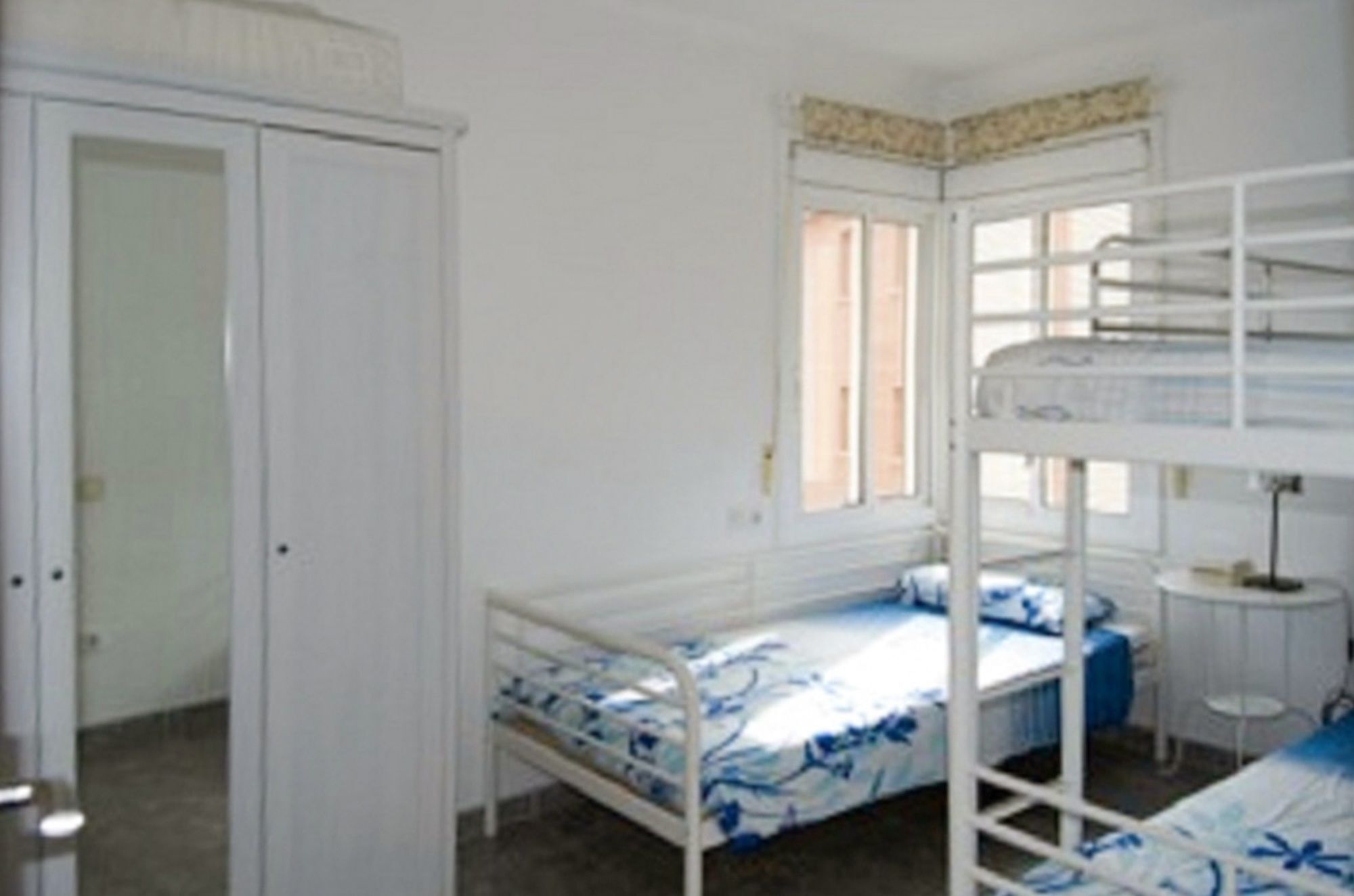 Modern On The Costa Brava With 2 Bedrooms, Balcony & Wifi 20 Apartamento