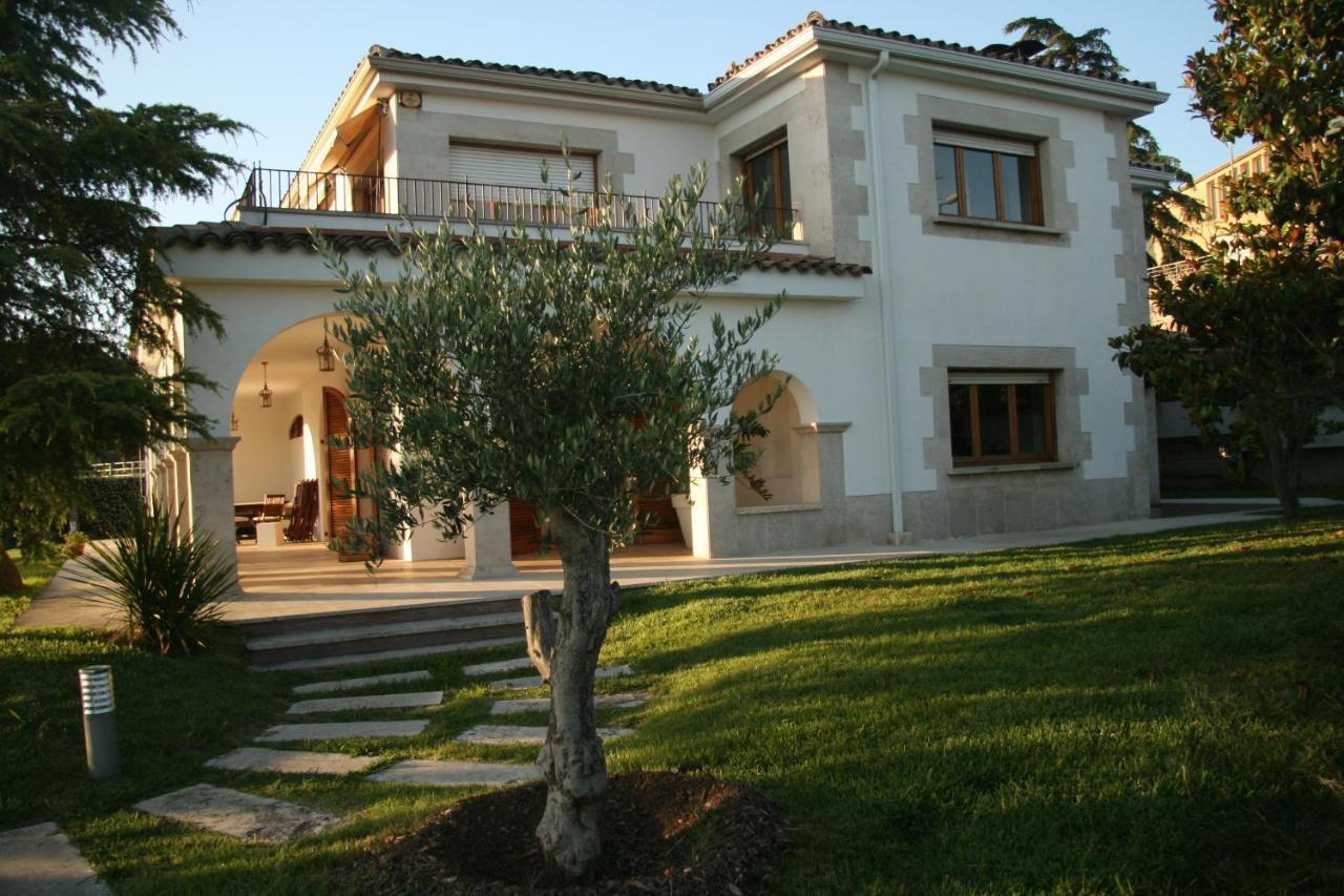 Villa Villa Montjuic Girona Girona