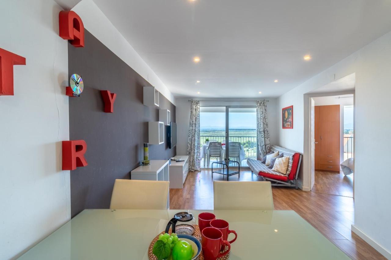Goldhome - Karina * Empuriabrava