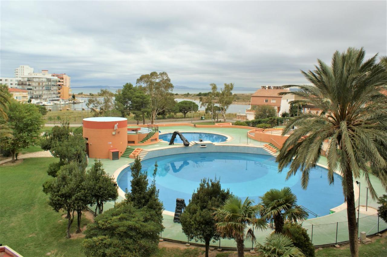 Apartamento Con Vistas Al Mar Y A La Piscina En