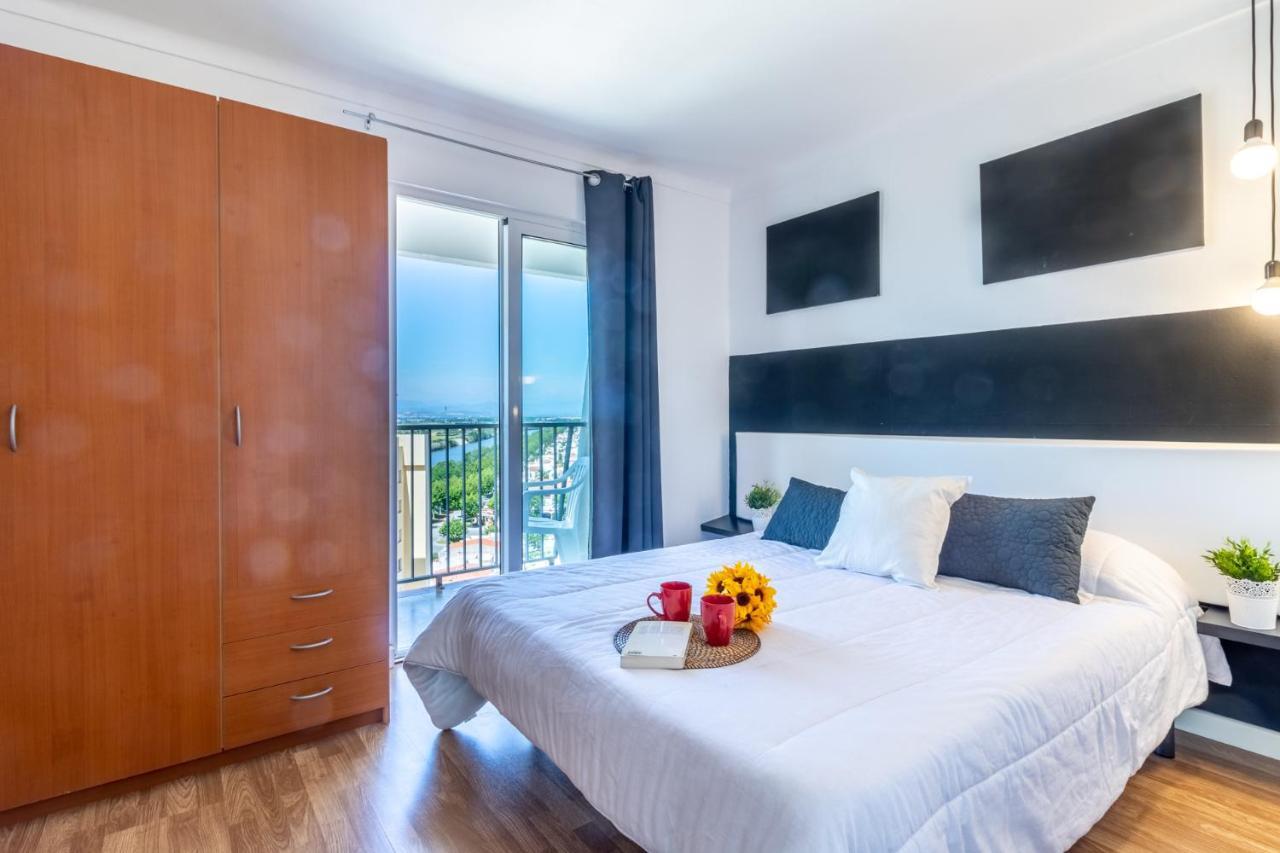 Goldhome - Karina Apartment Empuriabrava