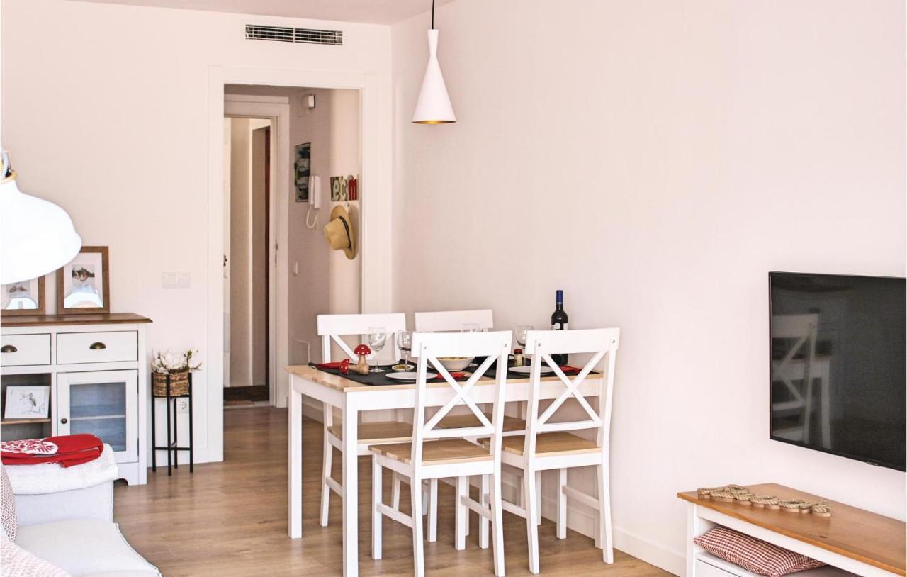 Amazing In With Kitchen