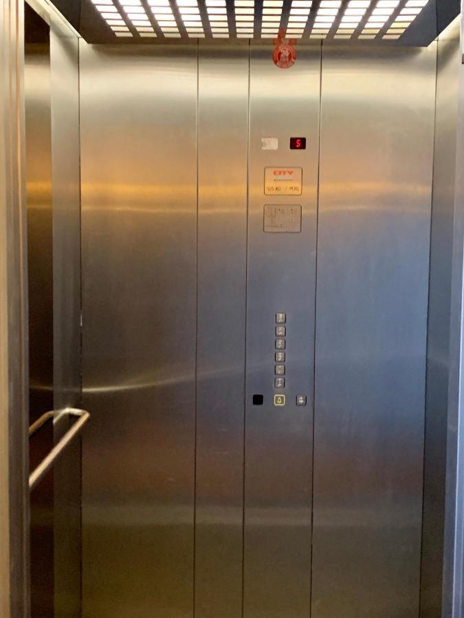 Apg Carrer Nou Atic Apartment *
