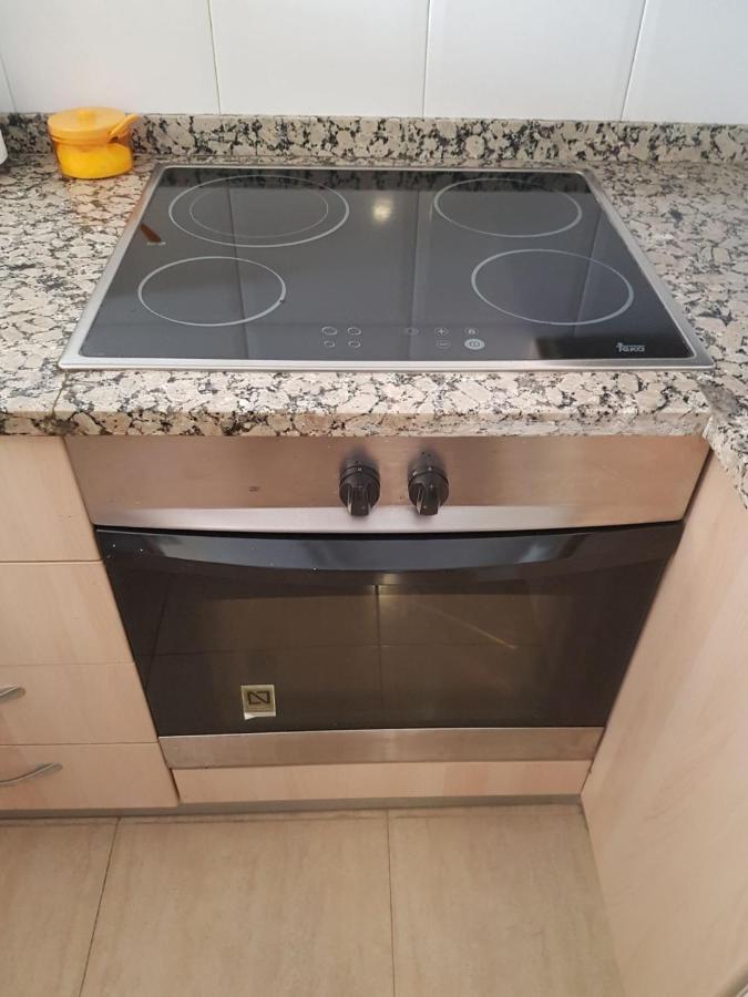 Magnífico Junto Al Canal Principal. Ampuriabrava