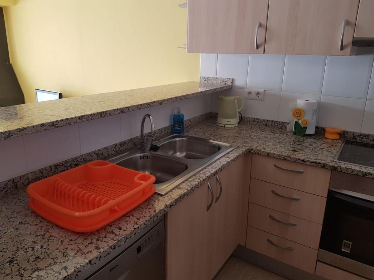Magnífico Junto Al Canal Principal. Apartamento *