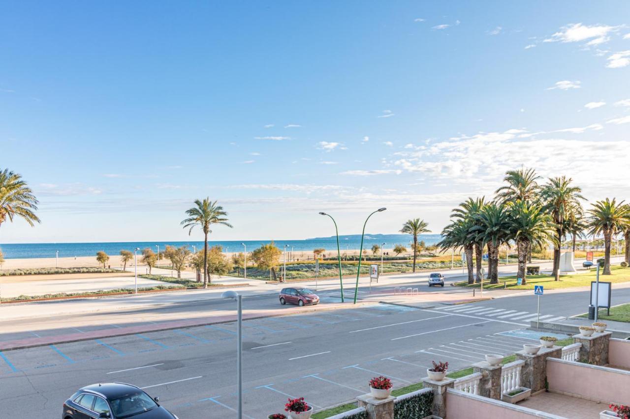 Apartment Empurialola -apartamento En Primera Linea De Mar -163 Empuriabrava