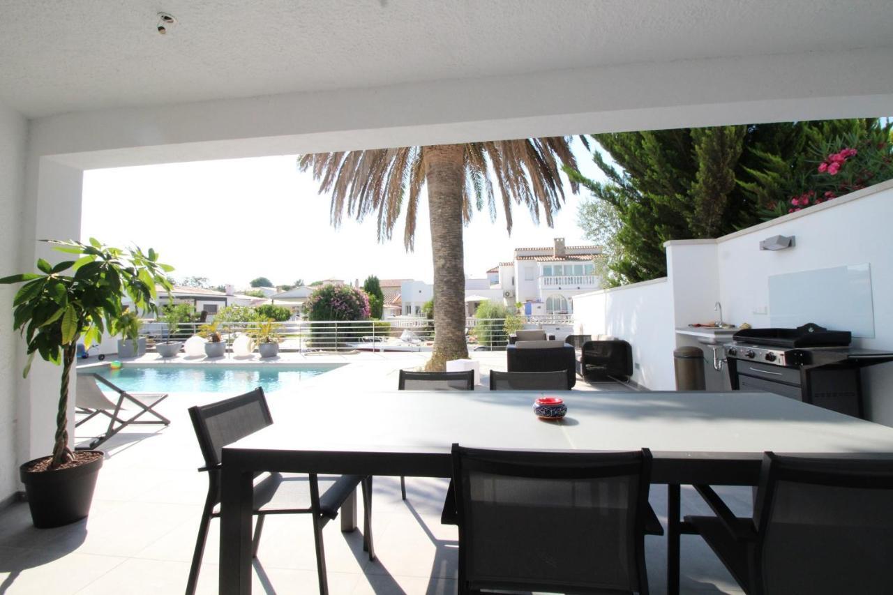 Casa De Lujo Con Piscina Y Amarre Privados Ref 350 * Ampuriabrava