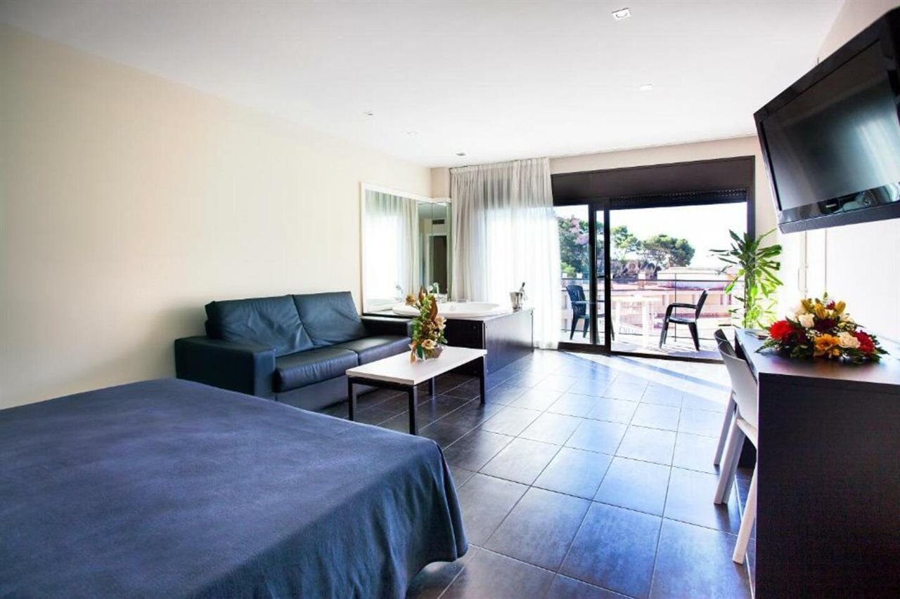 Hotel Acacias Suites&spa 4*