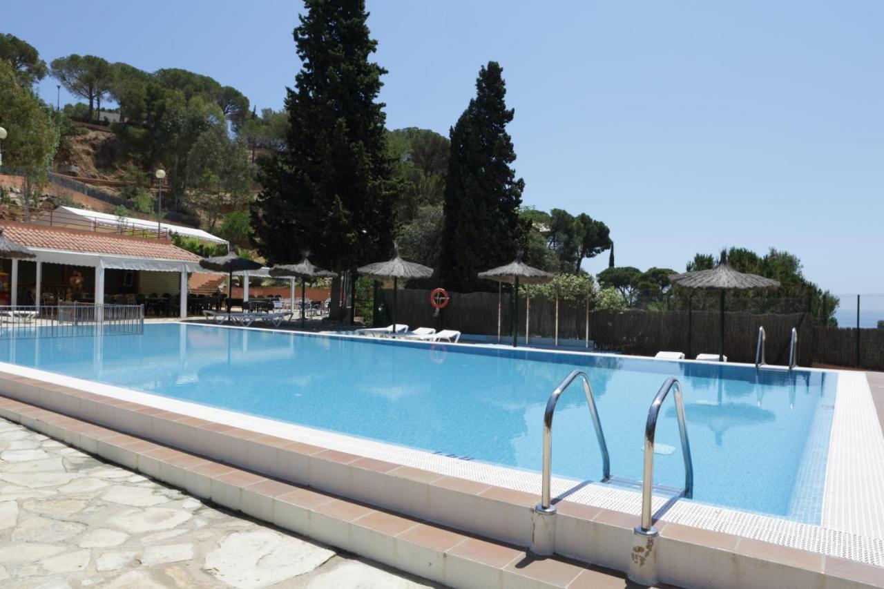 Happy Camp Mobile Homes In Senia Cala Canyelles Camping Lloret de Mar