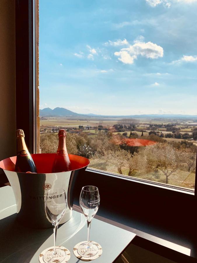- Country Boutique Hotel