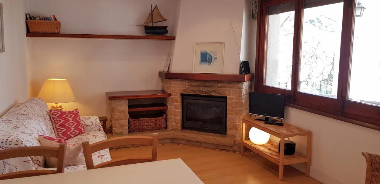 Apartment 100 Meters From The Beach Of Fresh And Comfortable -tamariu Perica *