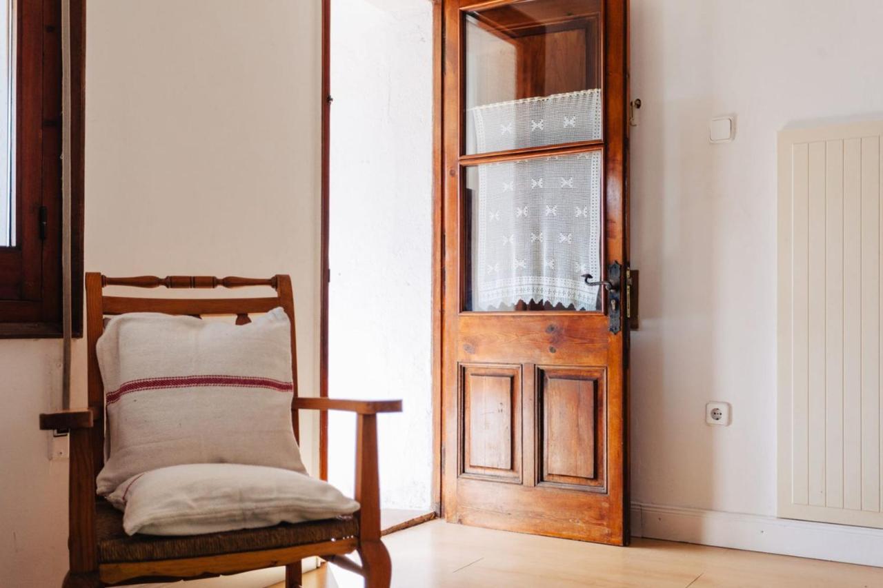 100 Meters From The Beach Of Fresh And Comfortable -tamariu Perica Apartment