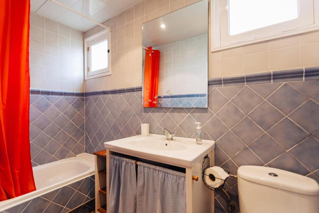 100 Meters From The Beach Of Fresh And Comfortable -tamariu Perica
