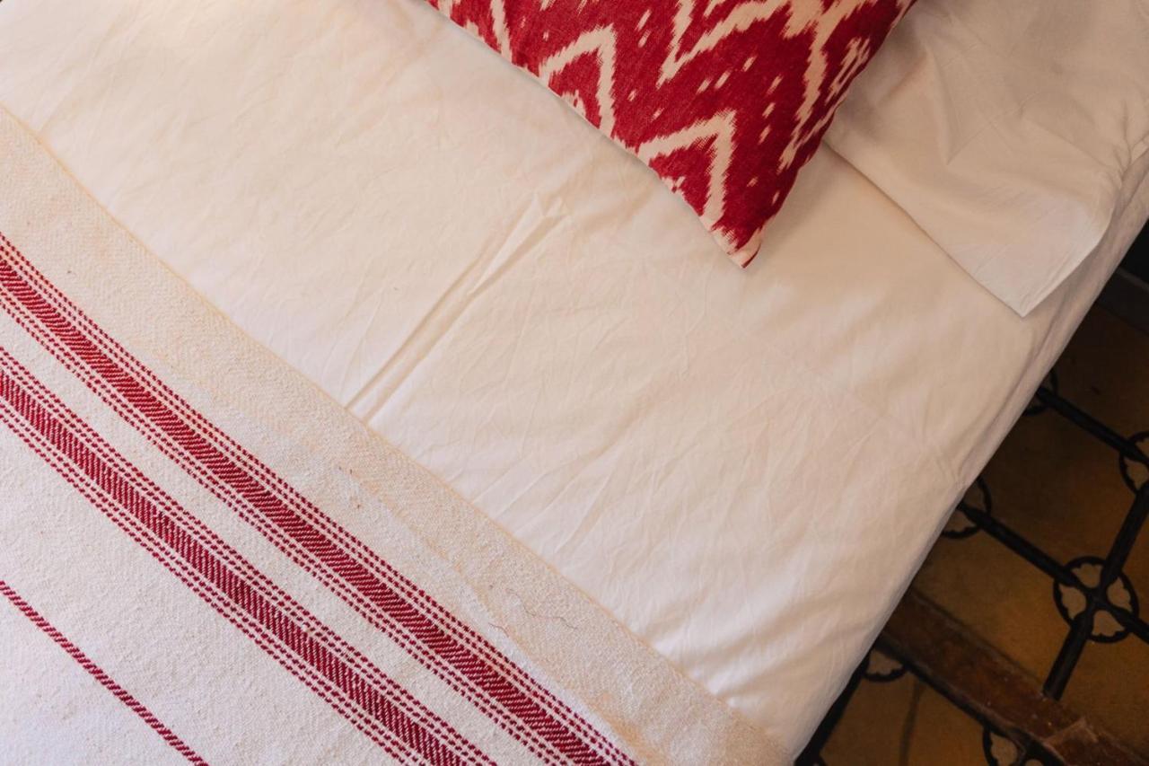 Apartment 100 Meters From The Beach Of Fresh And Comfortable -tamariu Perica