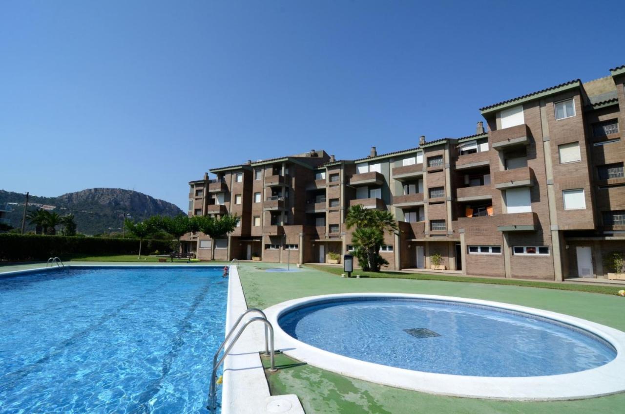 Voramar A 3-2 *