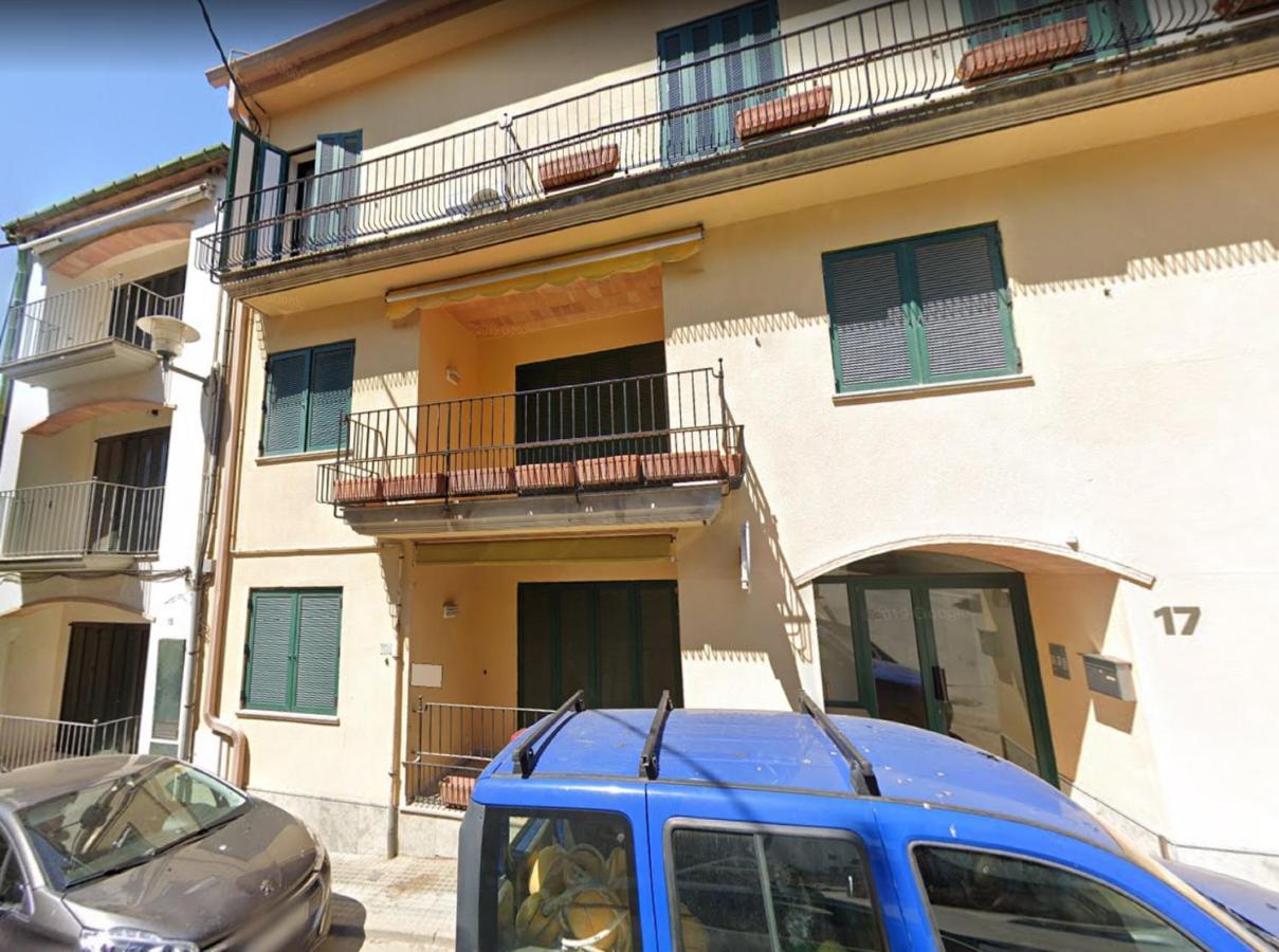 Tres Pins 2 Apartment