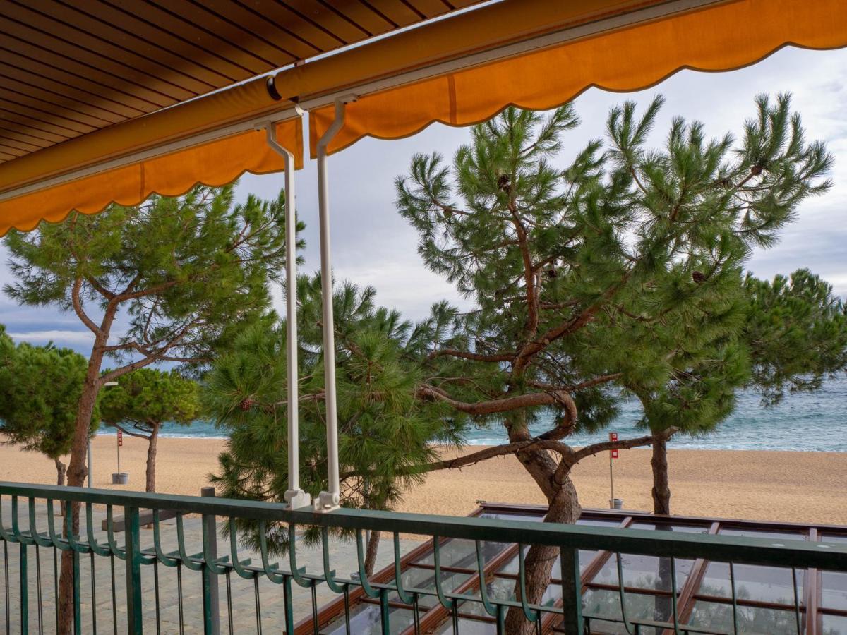 Embajador 1 Per 4 Persones A Primera Linia De Mar Apartment
