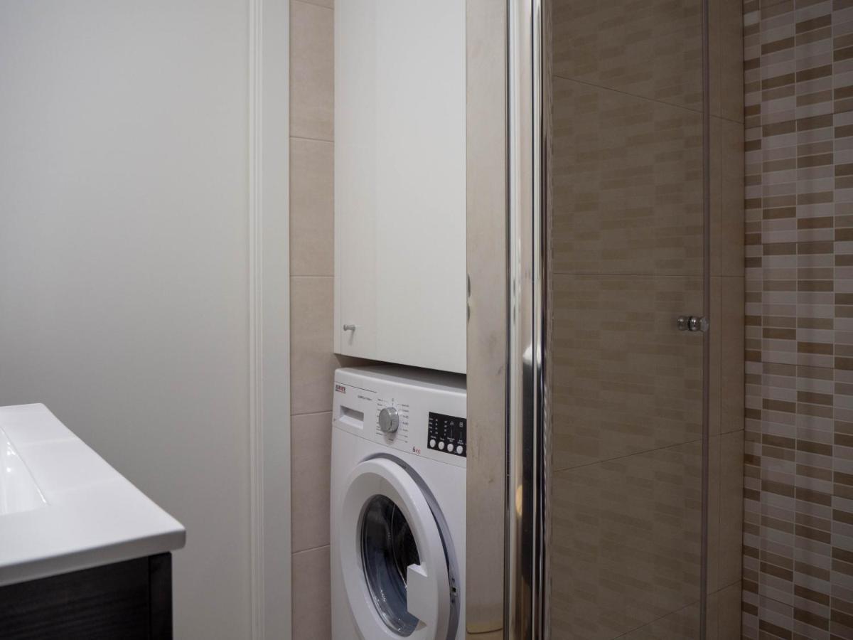 Embajador 1 Per 4 Persones A Primera Linia De Mar Apartment