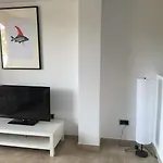 Apartment 100M Far From Beach