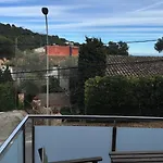 Apartment 100M Far From Beach