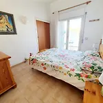 Bonita Casa Con Terraza Y Patio