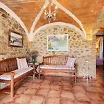 Cal Bisbe, Your Rural Holiday Home